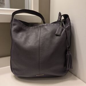 💜EUC Coach Avery F23309 Pebble Leather Shoulder Hobo Satchel Bag, Smoke Purple